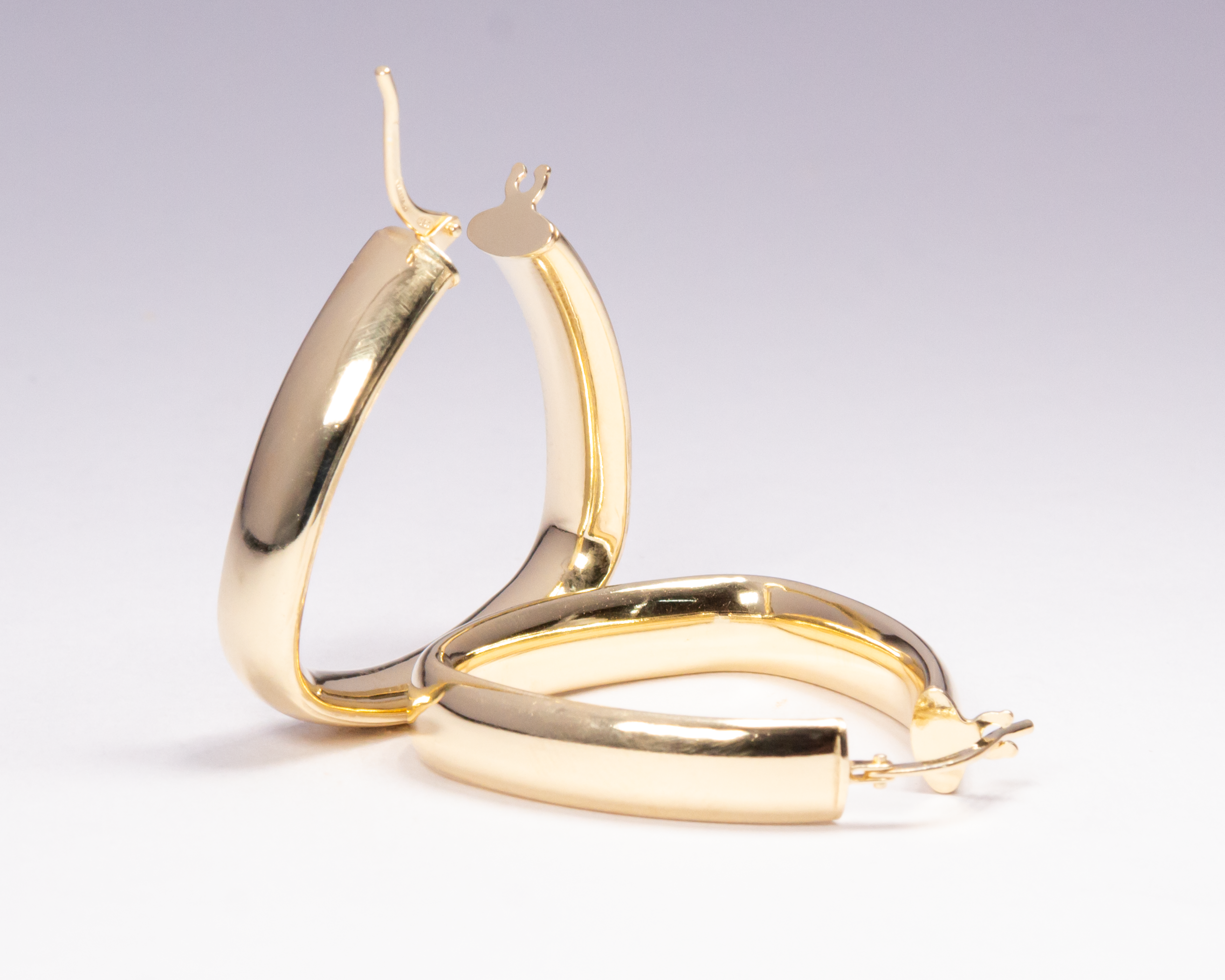 Orecchini Triangolari Ovalizzati